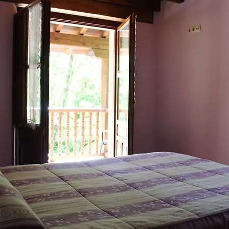 La Gueera - Casas De Picos * San Esteban (Penamellera Baja, Asturias)