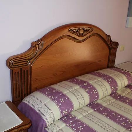 La Gueera - Casas De Picos * San Esteban (Penamellera Baja, Asturias)